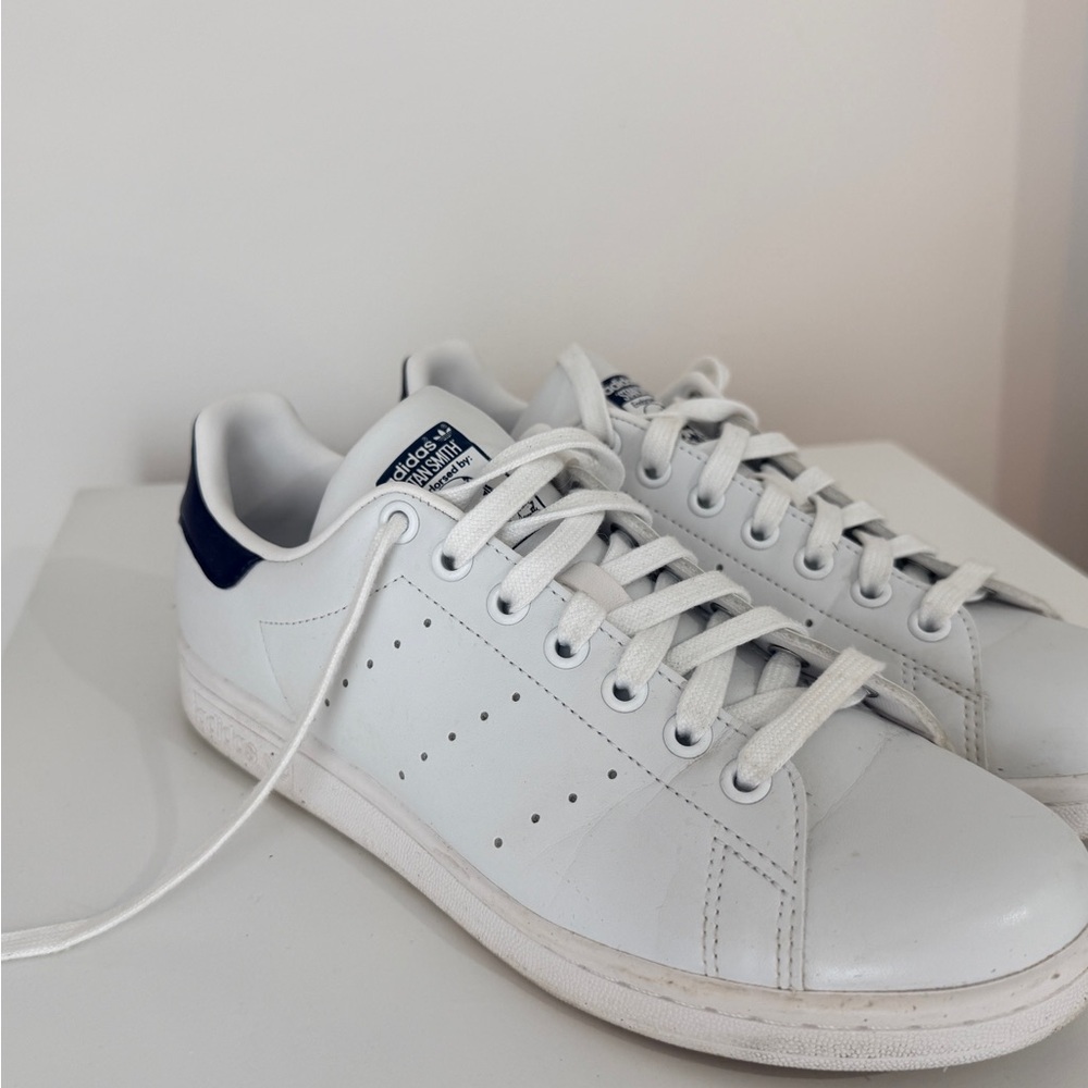 Adidas Men's White and Navy Sneakers